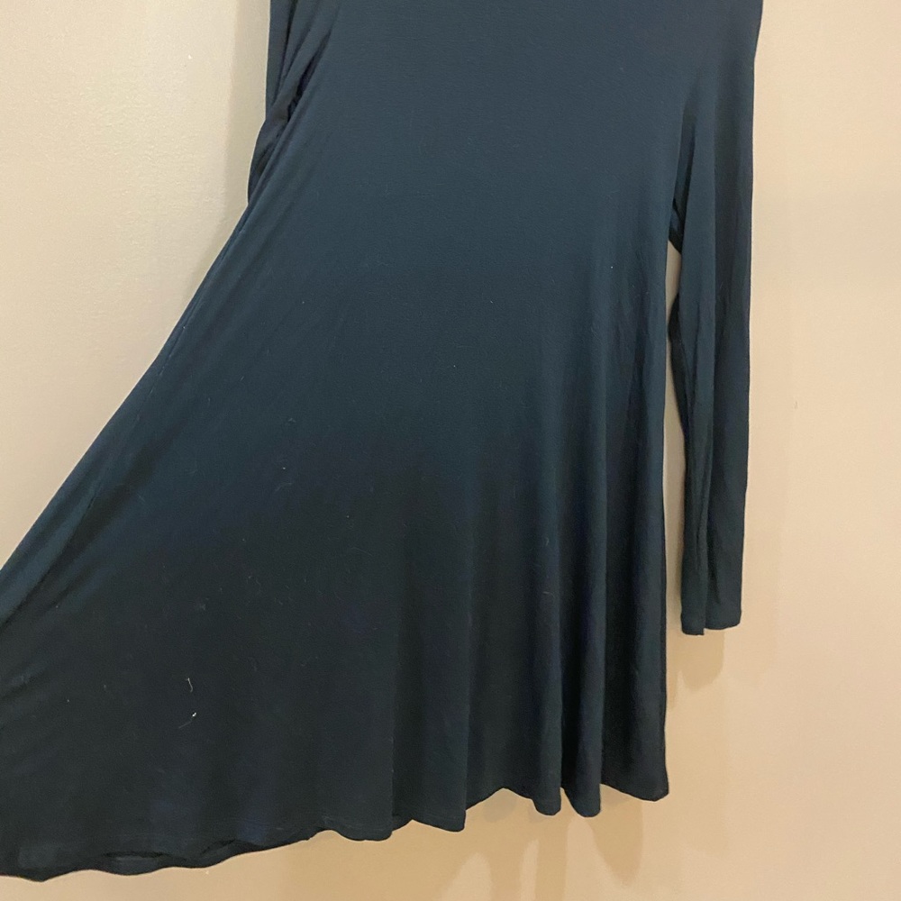 LBD - Picture 2 of 3